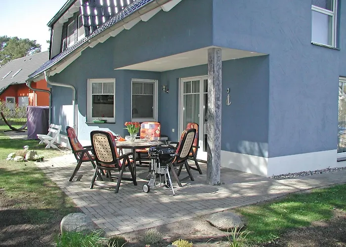 Ferienhaus Morgenstern in Baabe mit Kamin und Garten